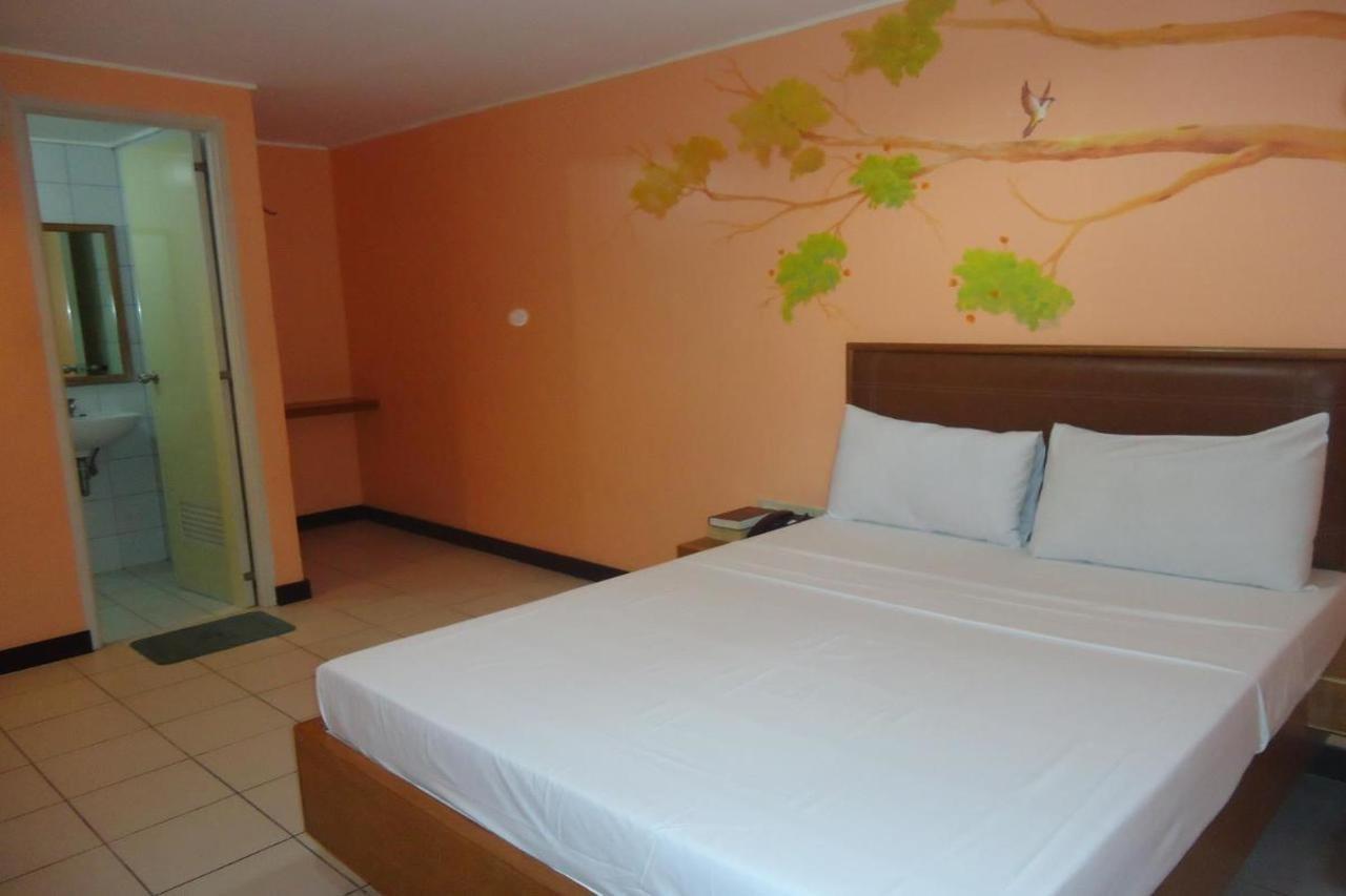 Park Bed And Breakfast Hotel Pasay Ngoại thất bức ảnh