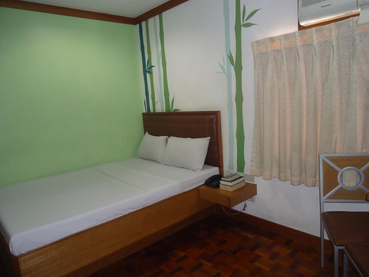Park Bed And Breakfast Hotel Pasay Ngoại thất bức ảnh